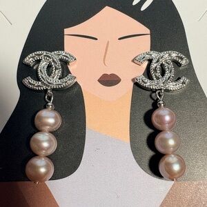 Elegant Silver and Pink freshwater Pearl Earrings